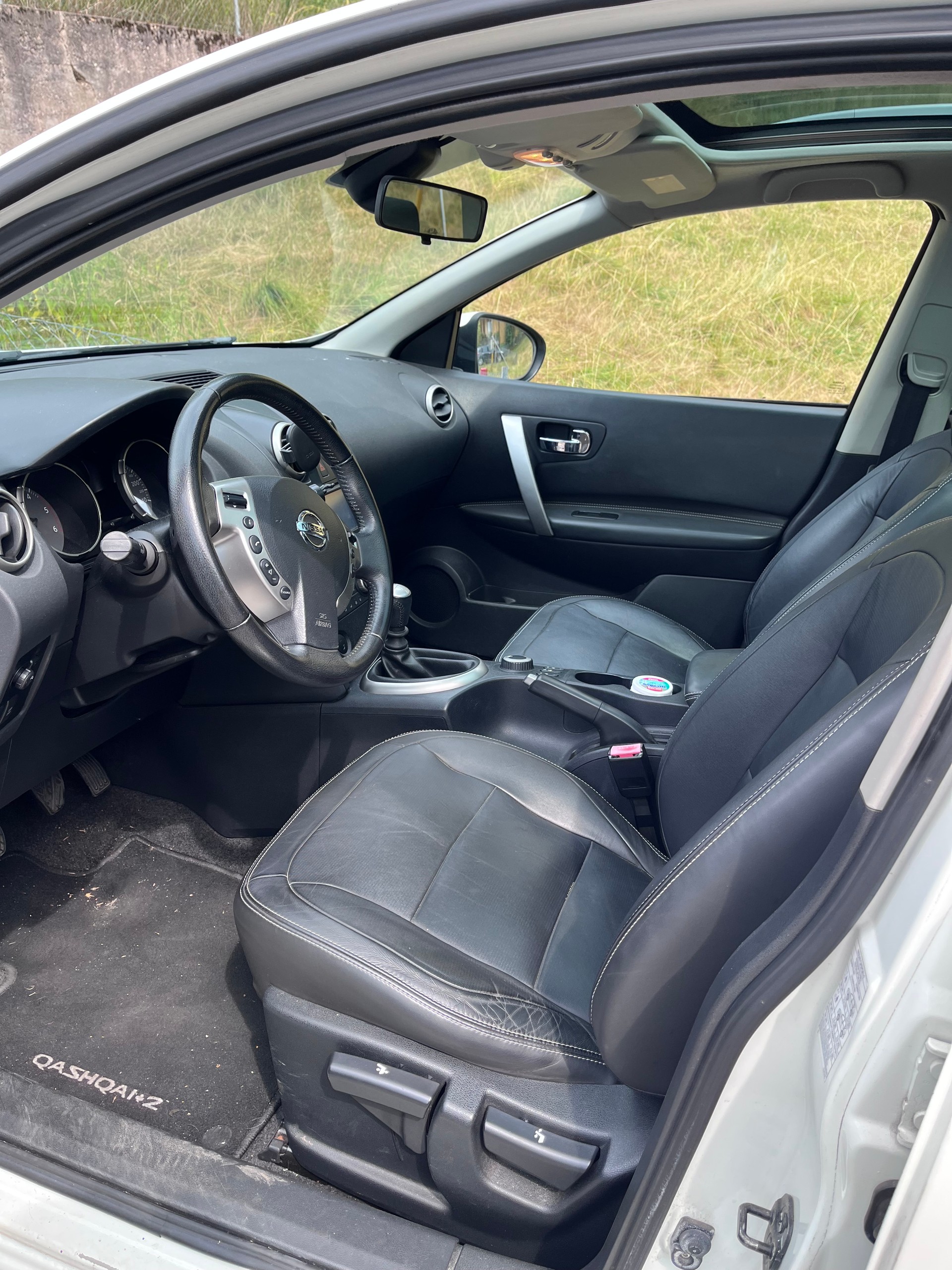 NISSAN +2 dCi-image-5
