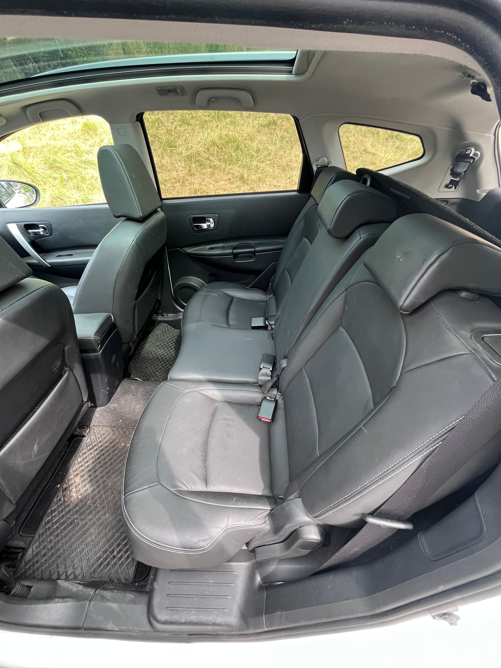 NISSAN +2 dCi-image-3