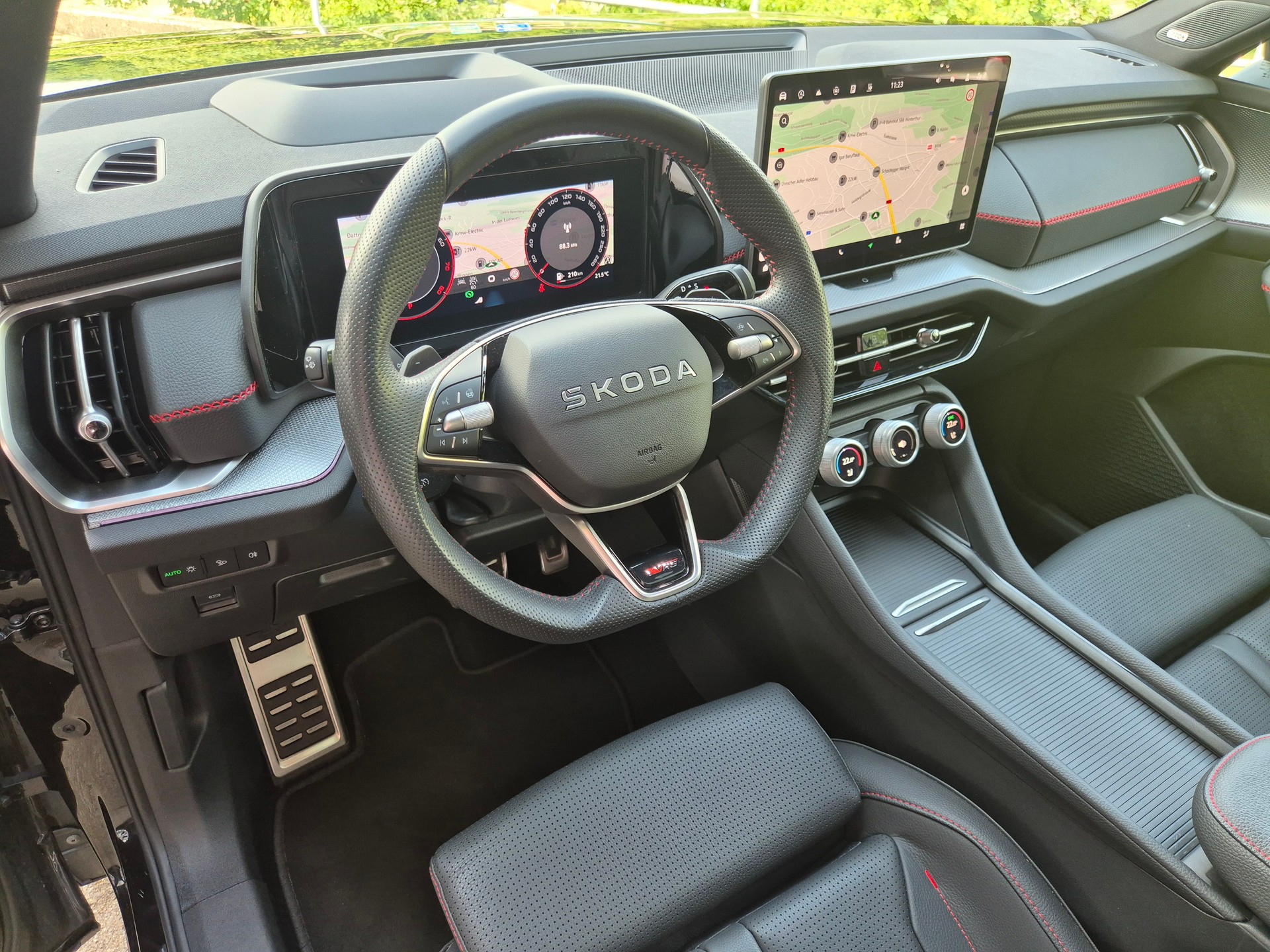 SKODA Kodiaq 2.0 TSI RS 4x4-image-14