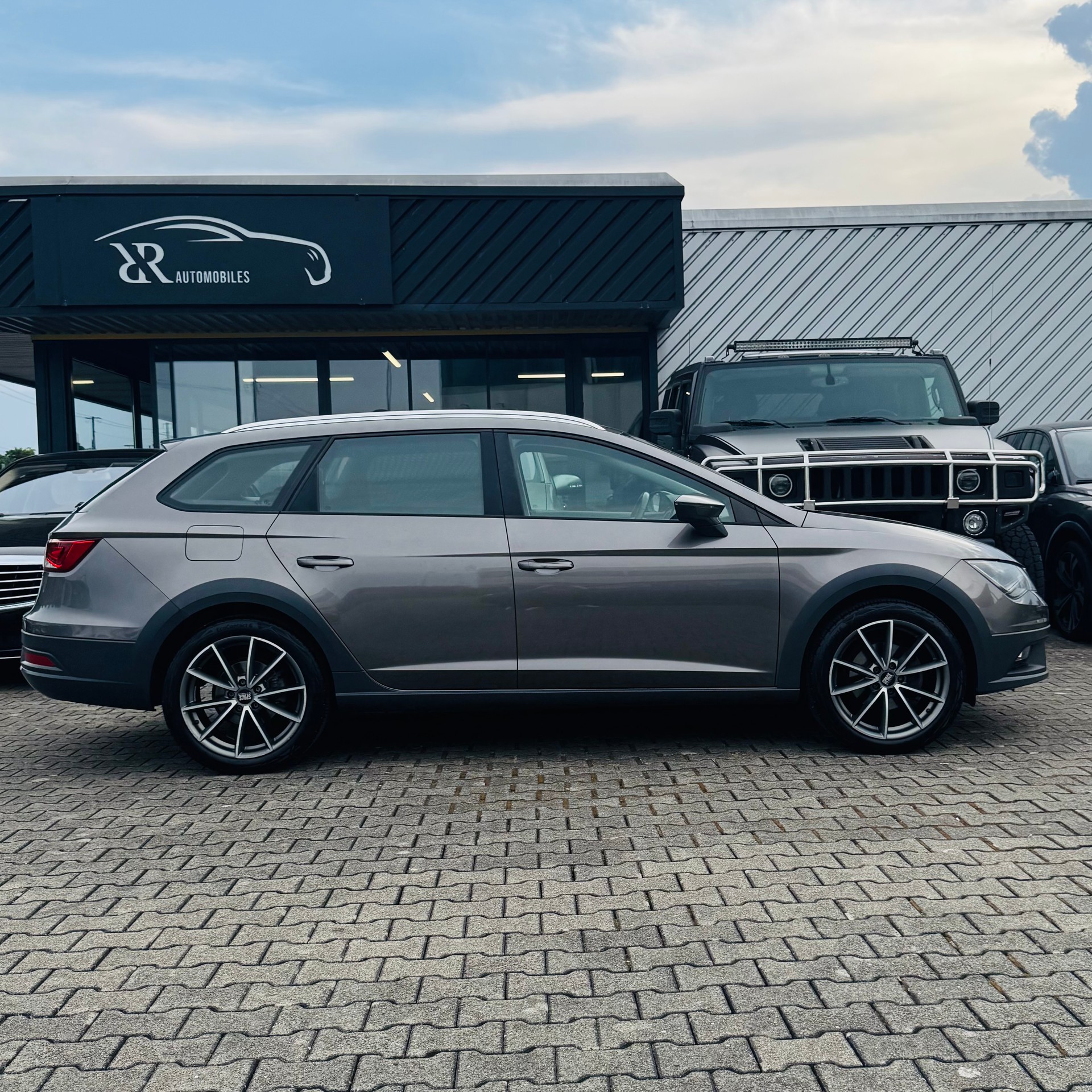 SEAT Leon ST 2.0 TDI X-Perience 4Drive-image-1