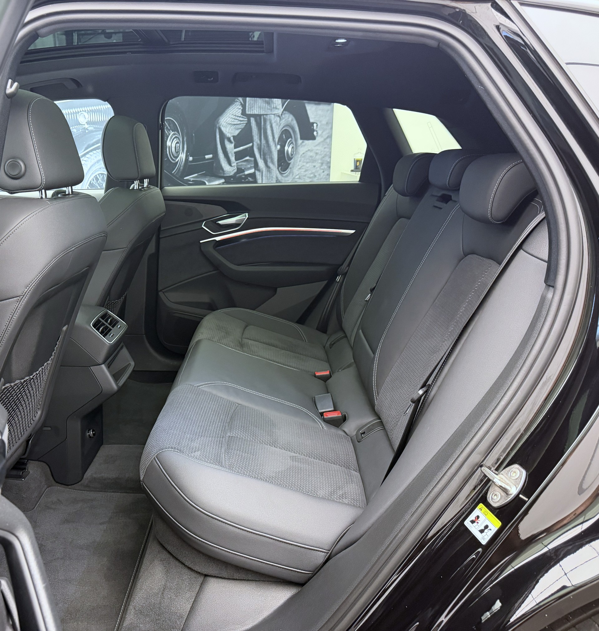 AUDI e-tron 55 quattro-image-19
