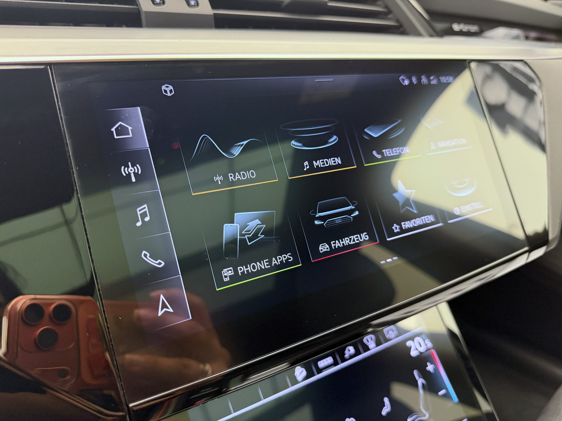 AUDI e-tron 55 quattro-image-13