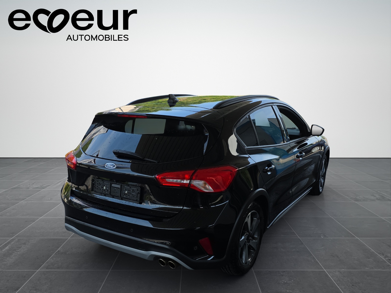 FORD Focus 1.0i EcoB Hybrid 155 Active-image-5