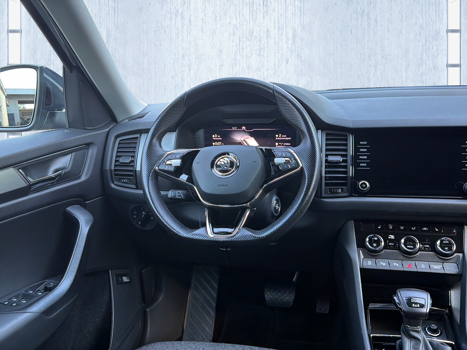 SKODA Kodiaq 2.0 TSI DSG Clever 4x4-image-11