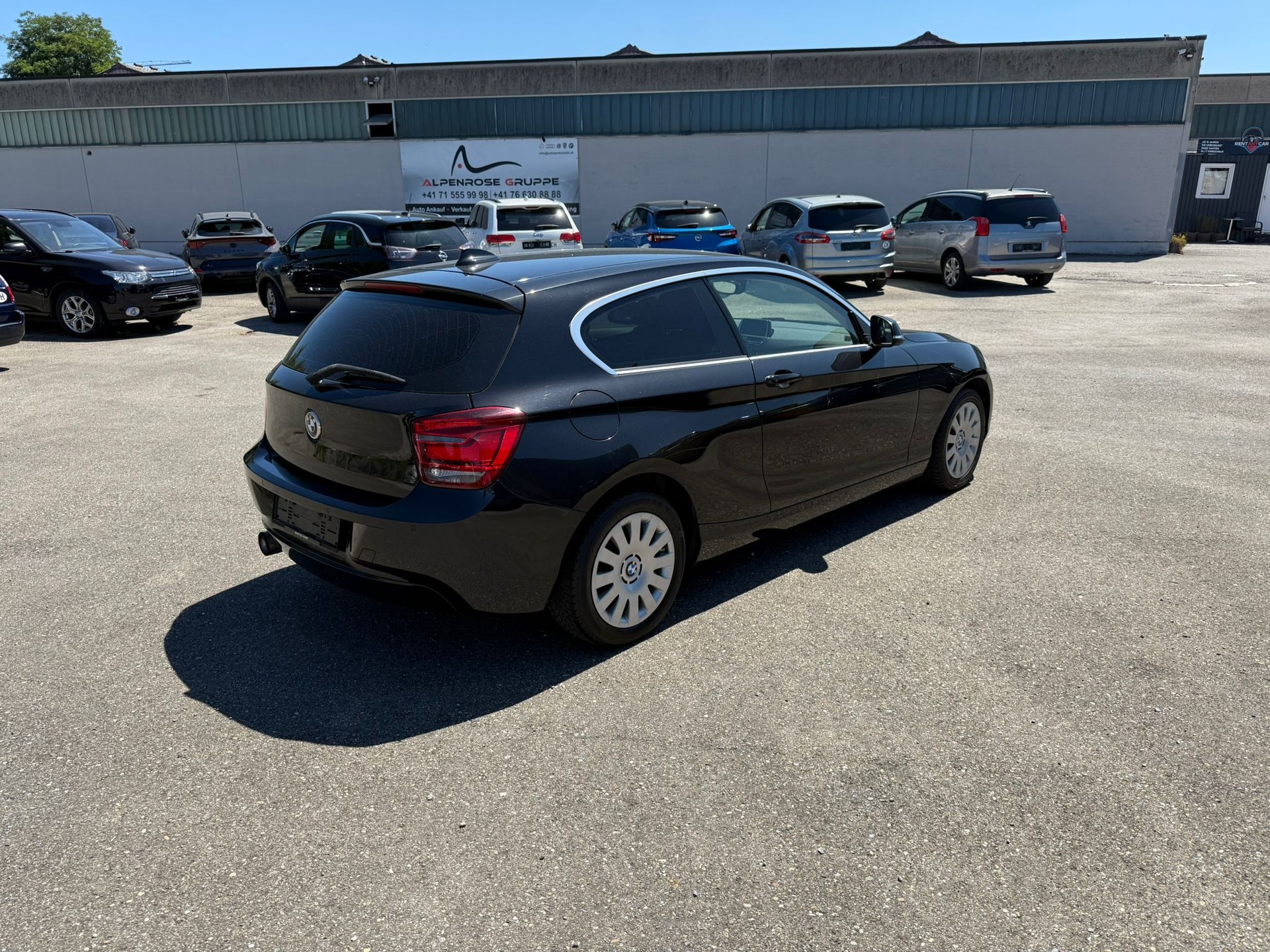 BMW 116i Sport Line-image-3