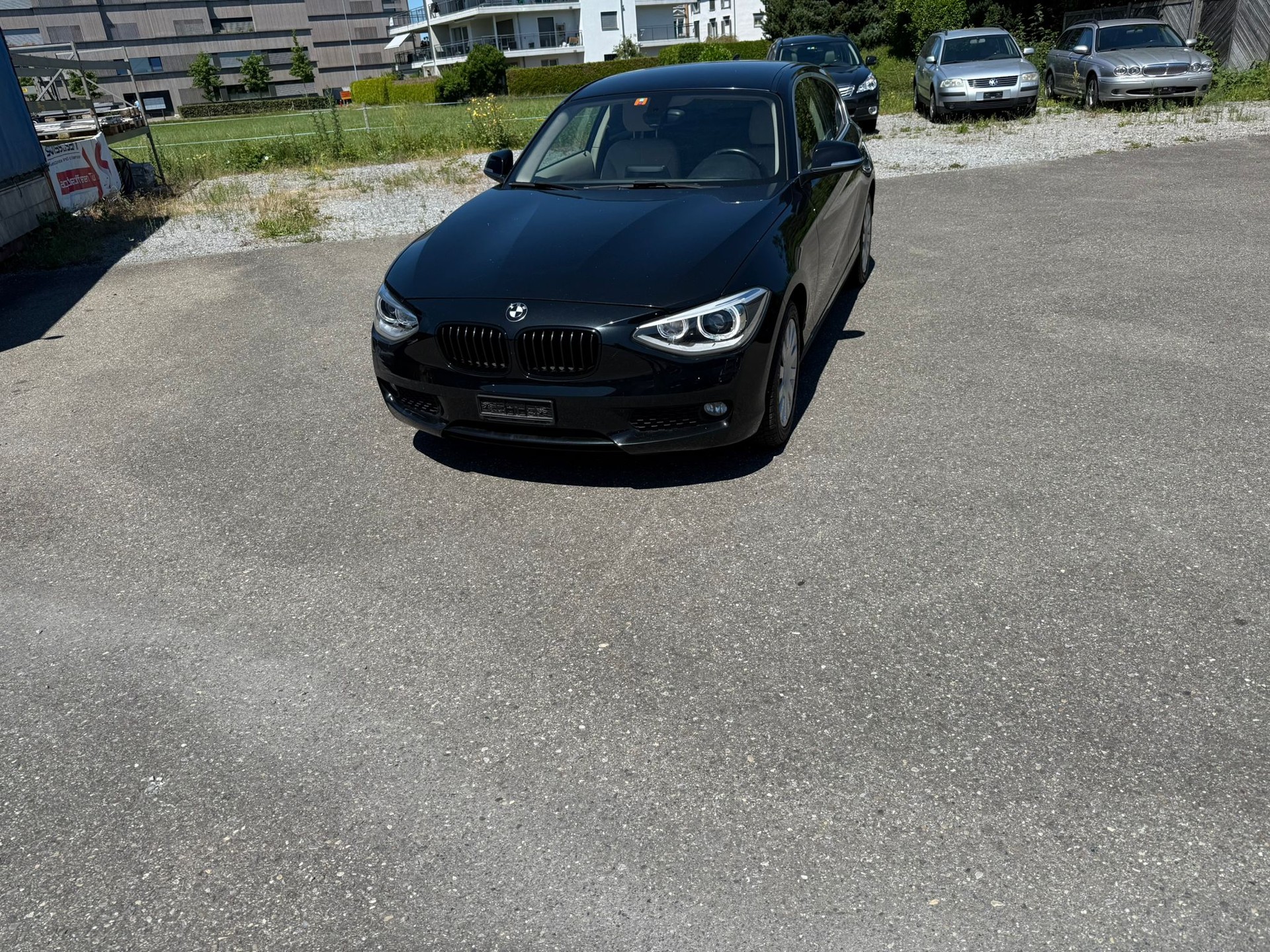 BMW 116i Sport Line-image-0