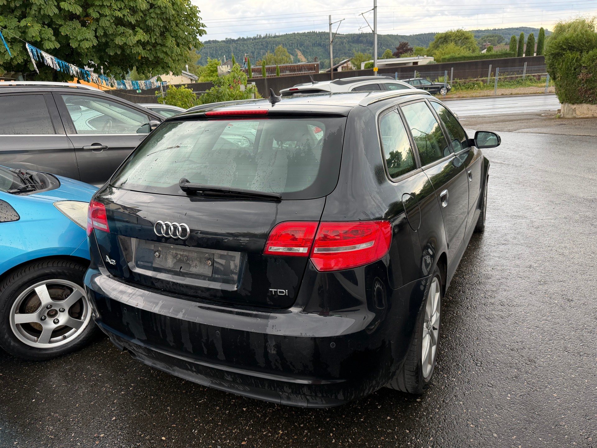 AUDI A3 Sportback 2.0 TDI Ambiente-image-5