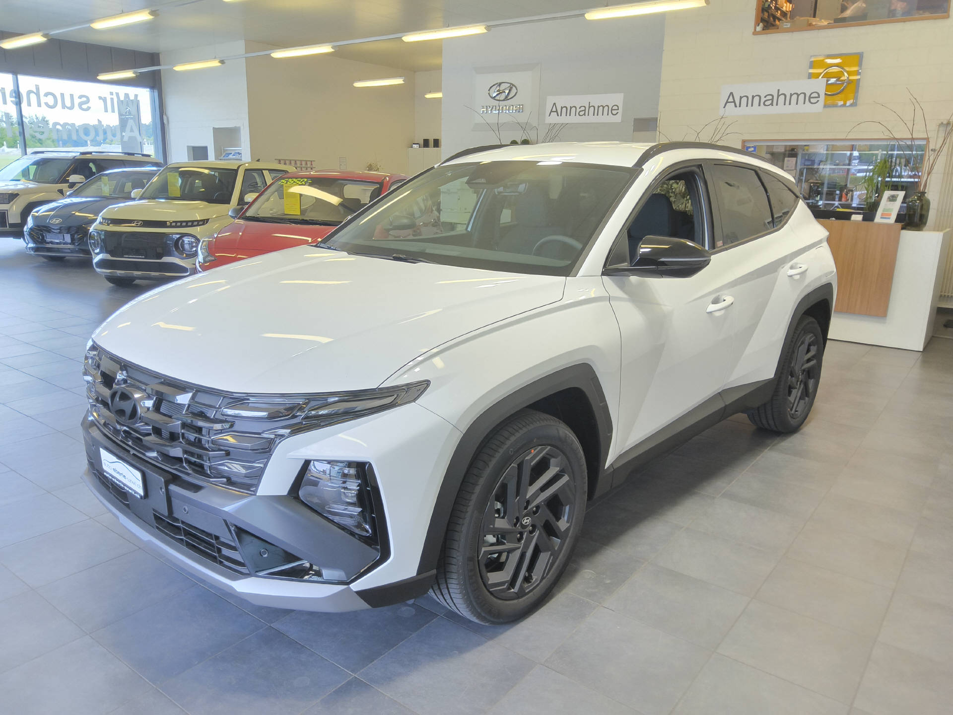 HYUNDAI Tucson 1.6 T-GDi HEV Origo Blackline 4WD-image-3