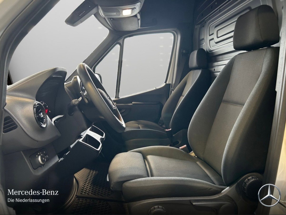 MERCEDES-BENZ Sprinter 315 CDI Standard 9G-TRONIC FWD-image-6