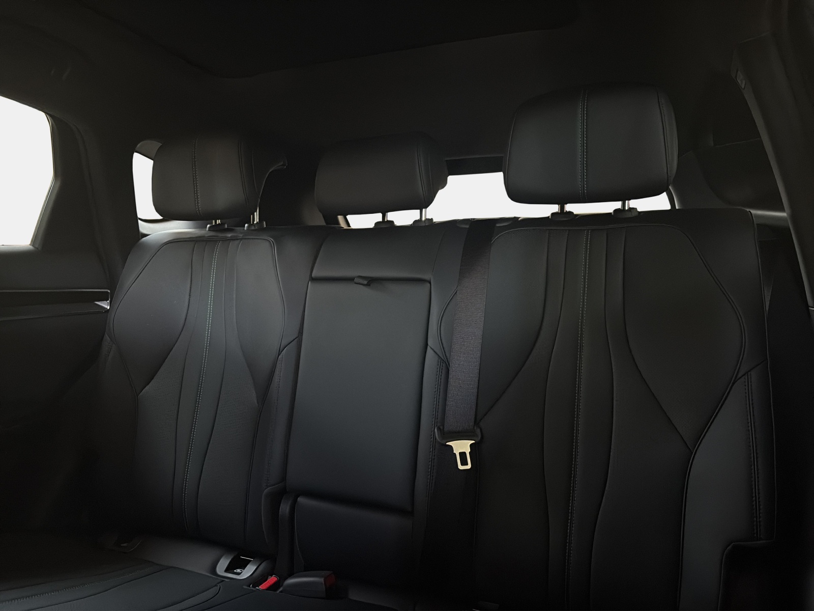 BYD Seal U DM-i Design AWD-image-10