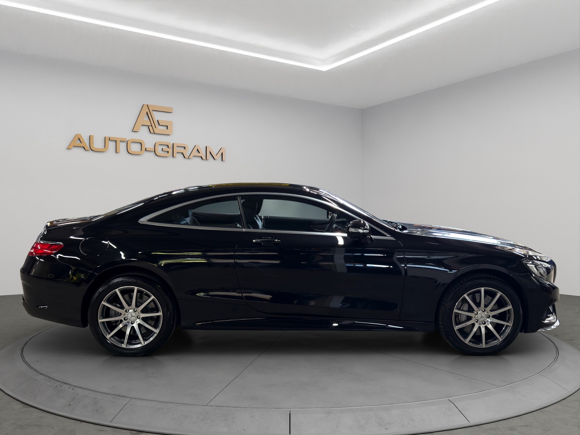 MERCEDES-BENZ S 500 Coupé 4Matic 7G-Tronic-image-5