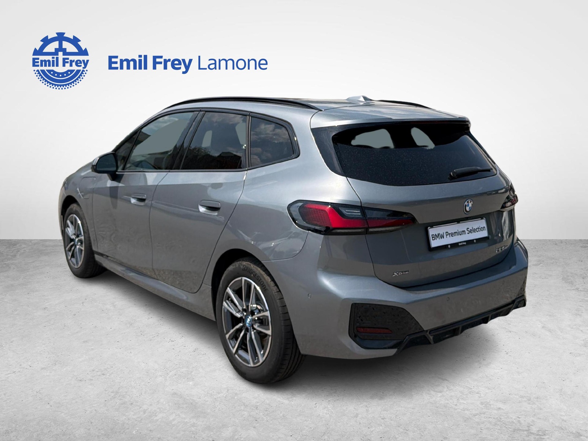 BMW 225e xDrive paddles Active Tourer-image-2