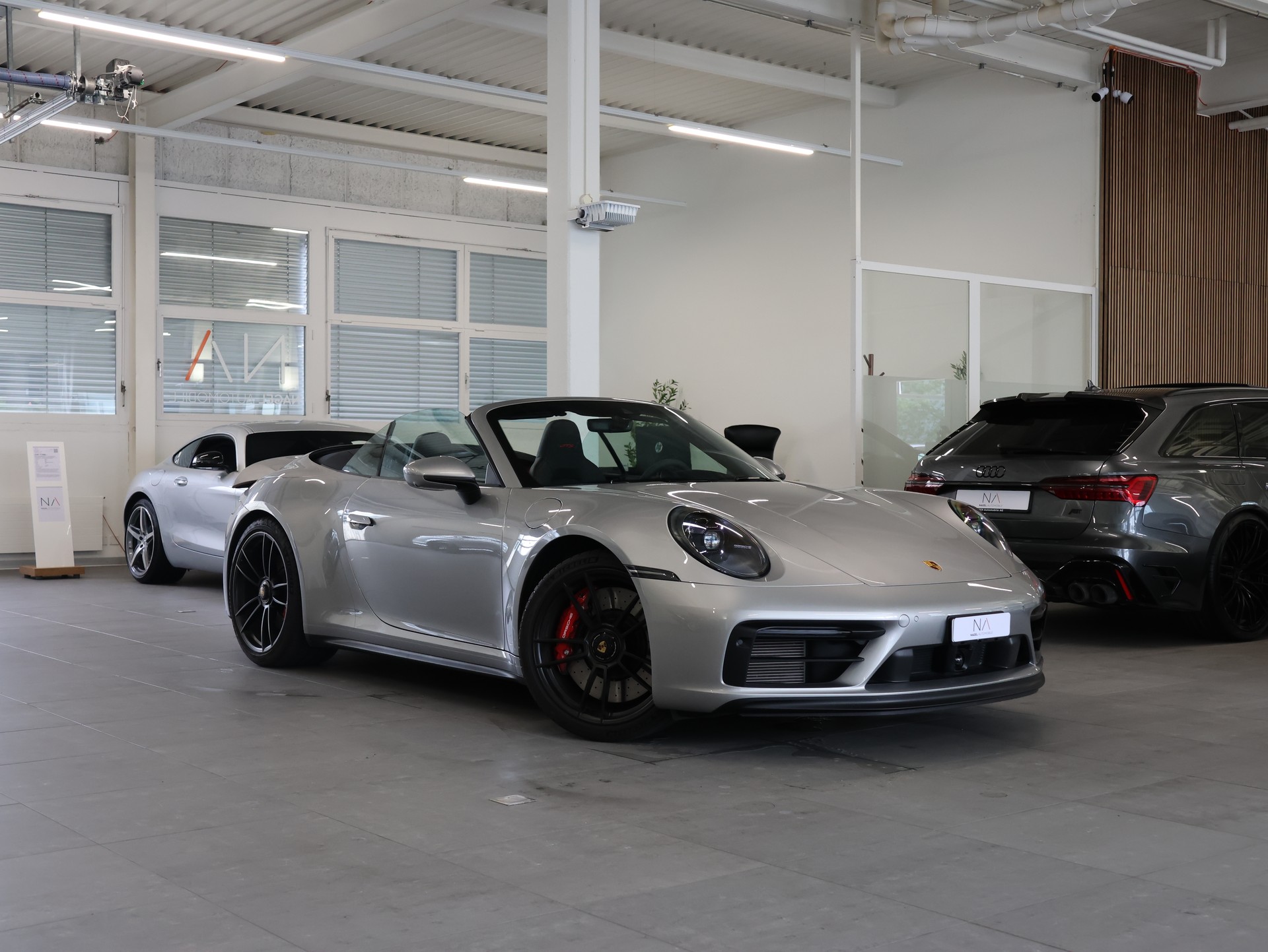 PORSCHE 911 Carrera 4 GTS Cabriolet PDK *360 Kamera* *Bose* *Sitzheizung*-image-0