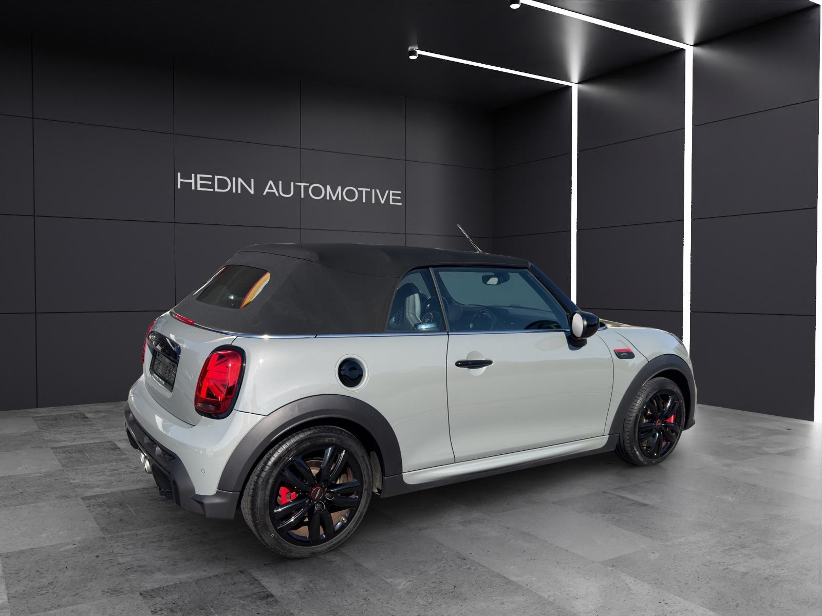 MINI Cabrio F57 2.0i John Cooper Works-image-15