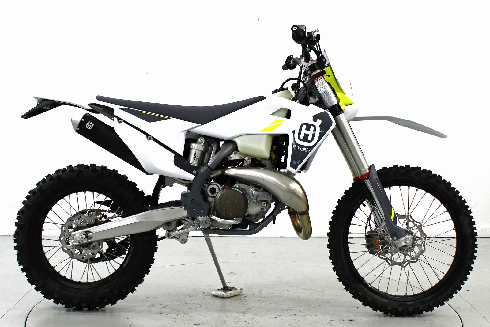 HUSQVARNA TE 300i 2t-showroom-element-3