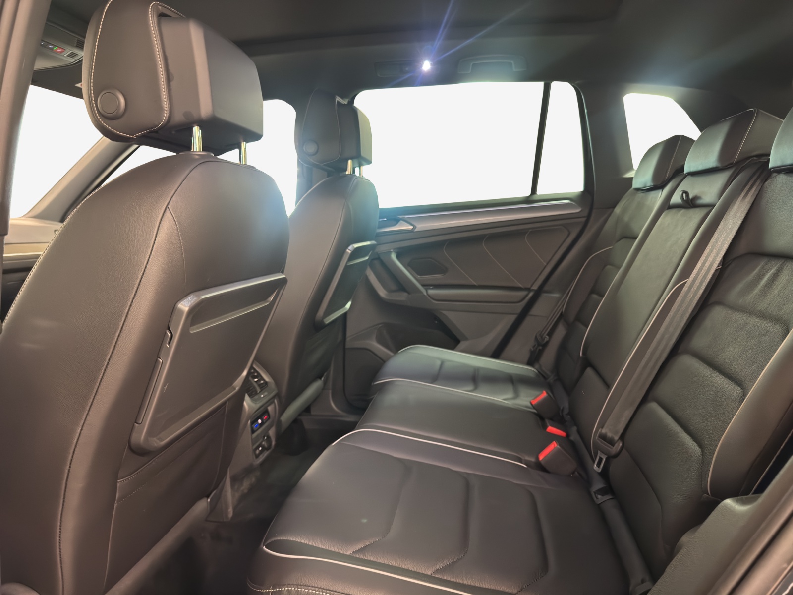 VW Tiguan 2.0TSI Highline 4Motion DSG-image-11
