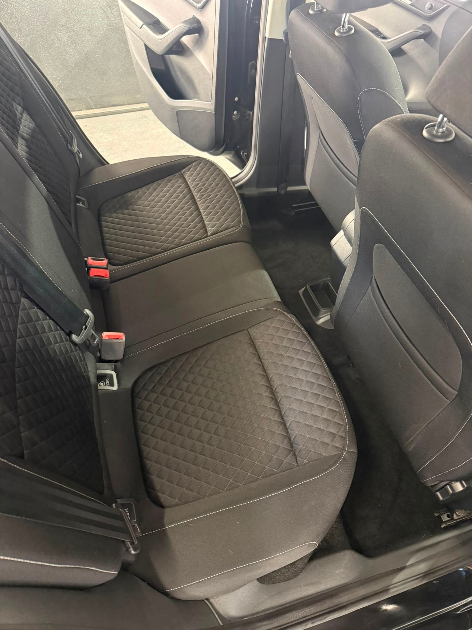 SKODA Fabia 1.2 TSI Swiss Edition DSG-image-6