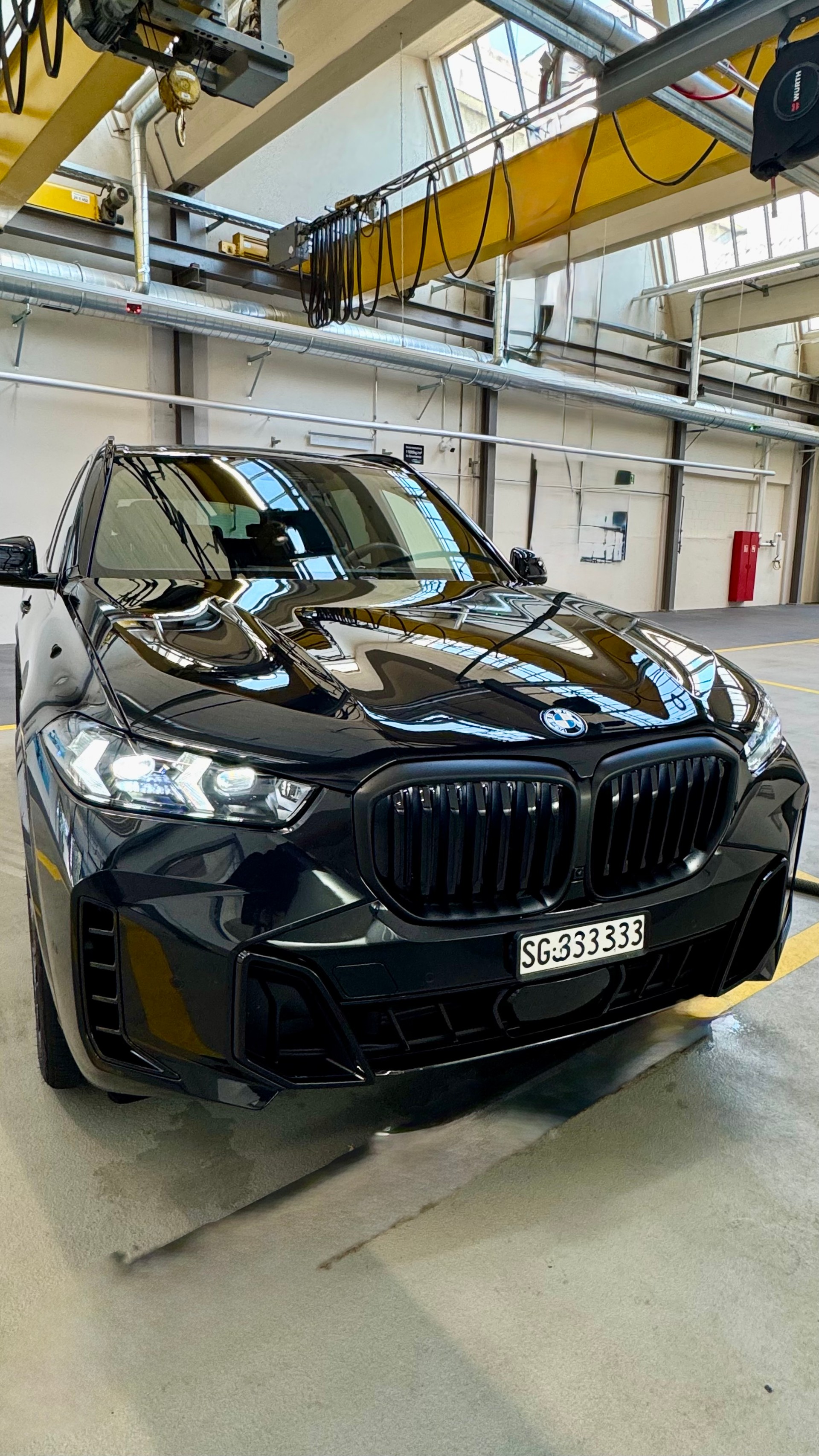 BMW xDrive 50e M Sport-image-2