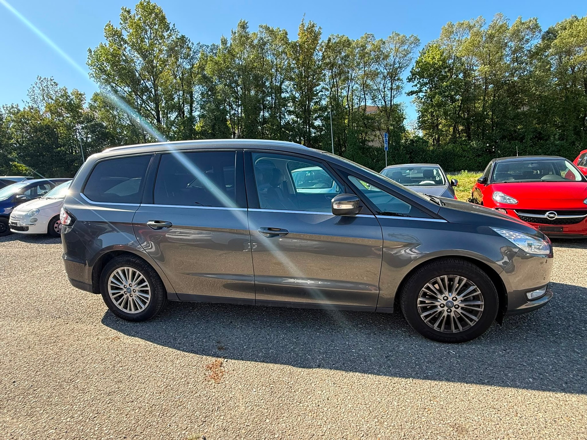 FORD Galaxy 2.0 TDCi Titanium AWD PowerShift-image-1