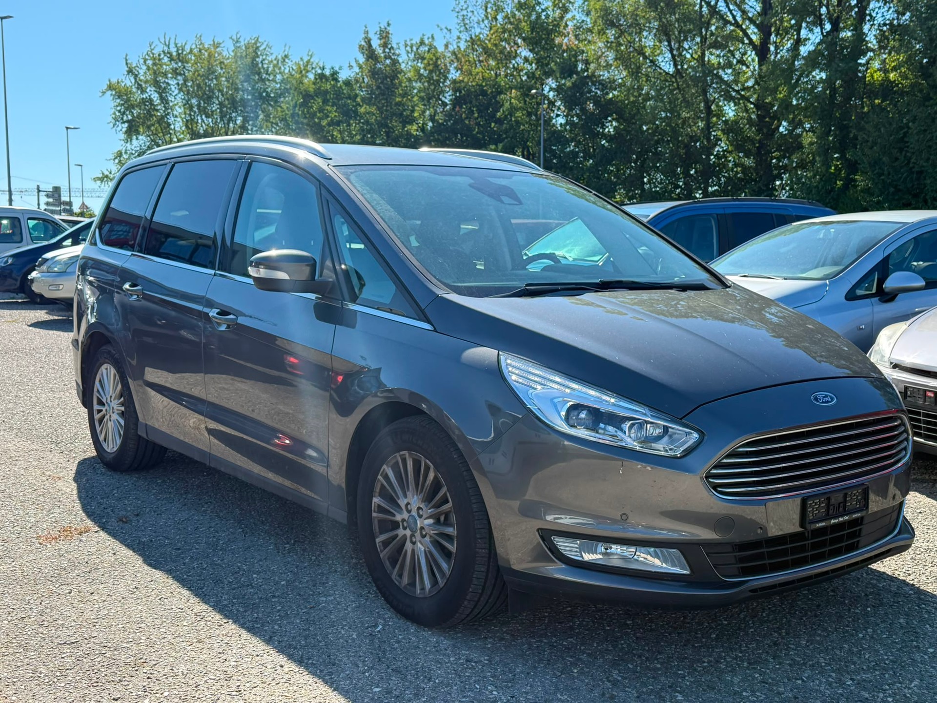 FORD Galaxy 2.0 TDCi Titanium AWD PowerShift-image-3