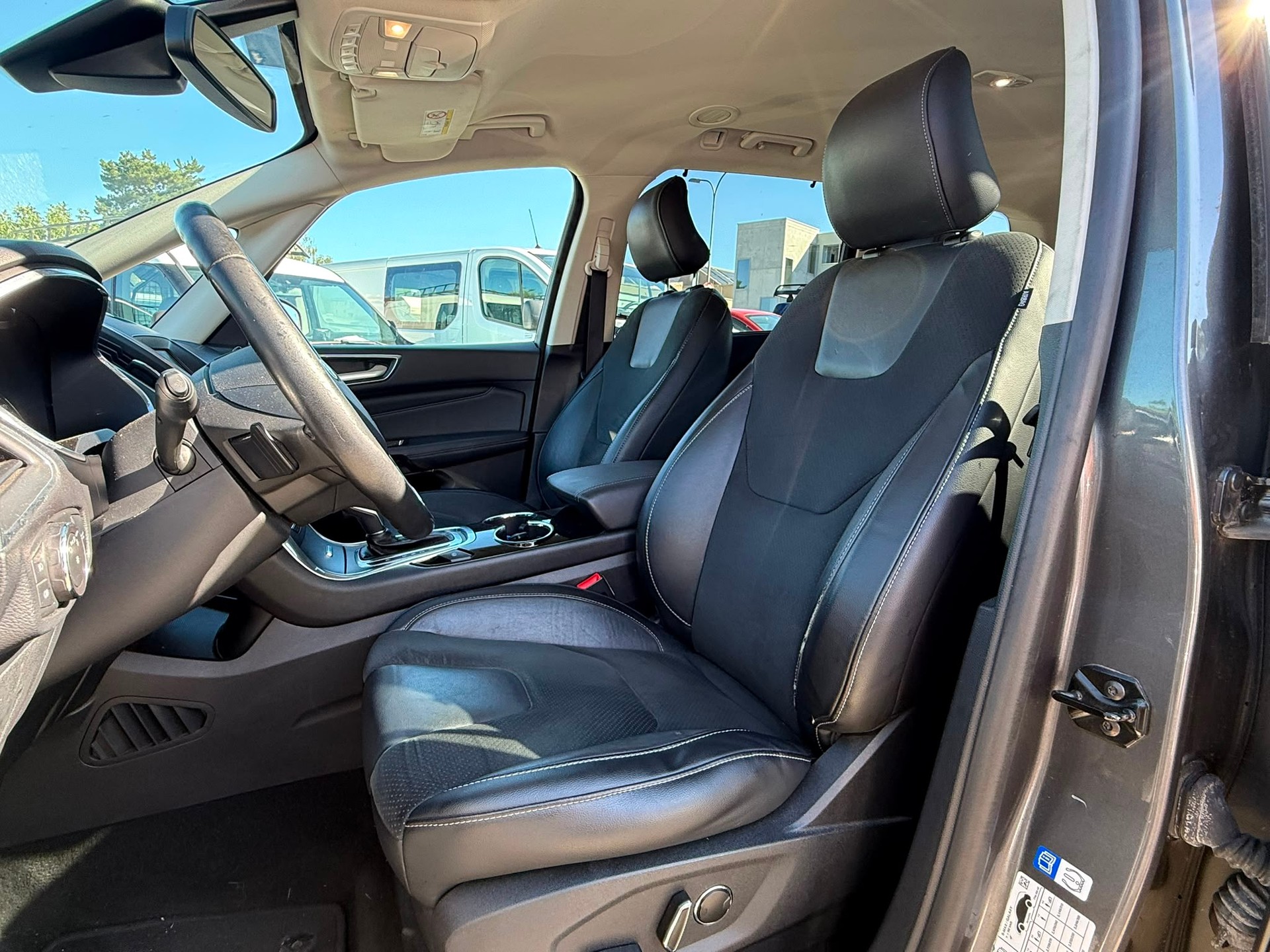 FORD Galaxy 2.0 TDCi Titanium AWD PowerShift-image-10