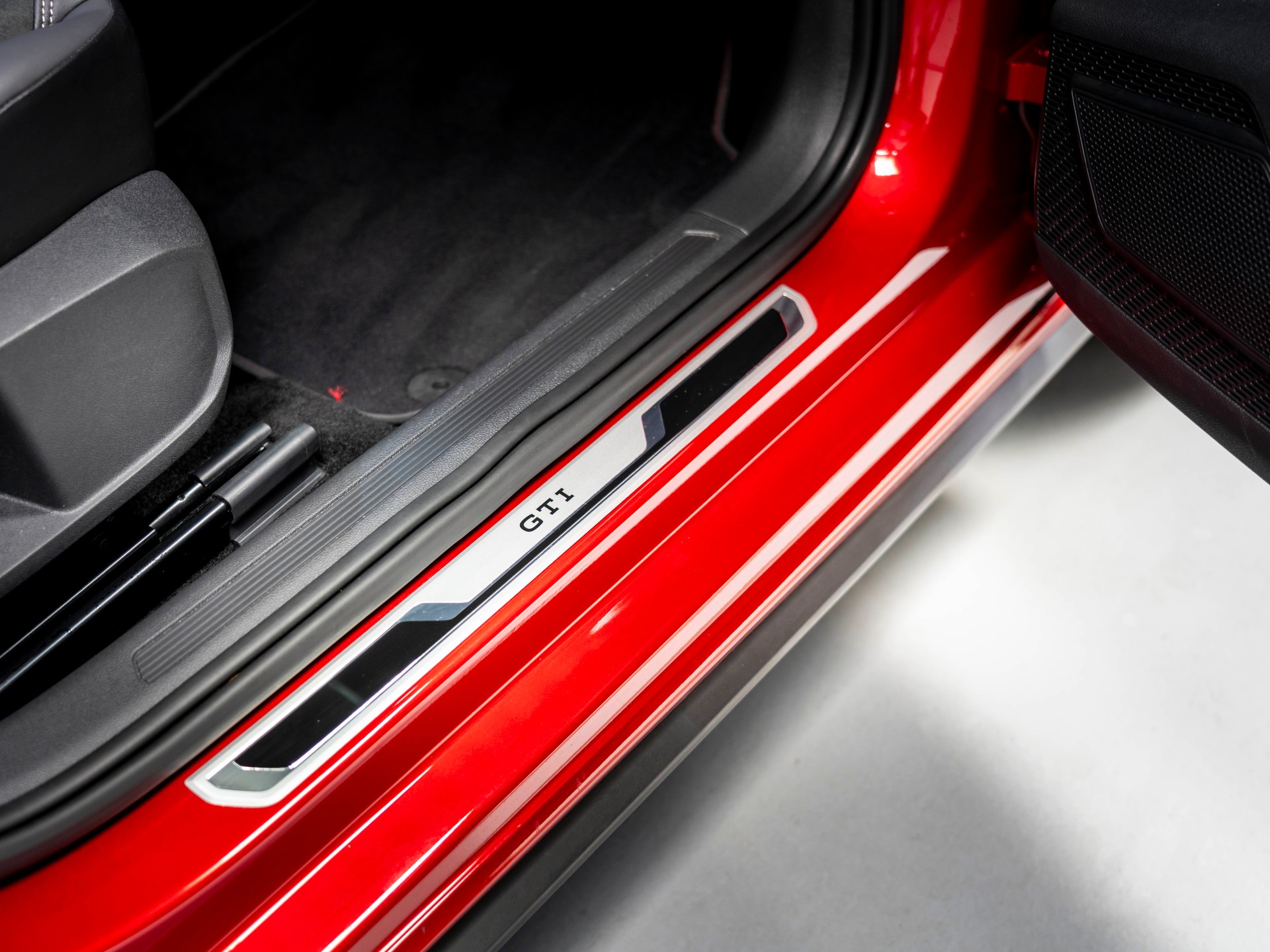 VW Polo 2.0 TSI GTI DSG-image-26