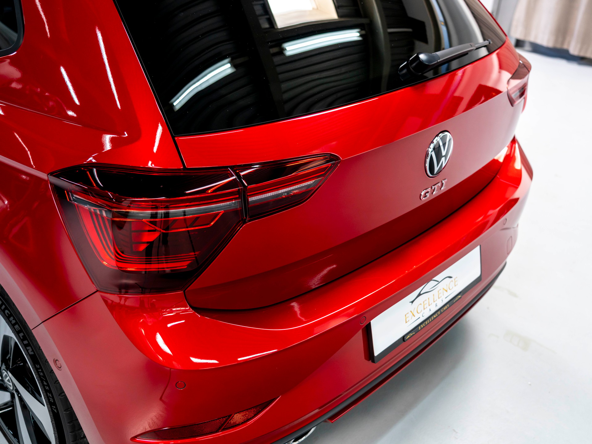 VW Polo 2.0 TSI GTI DSG-image-30