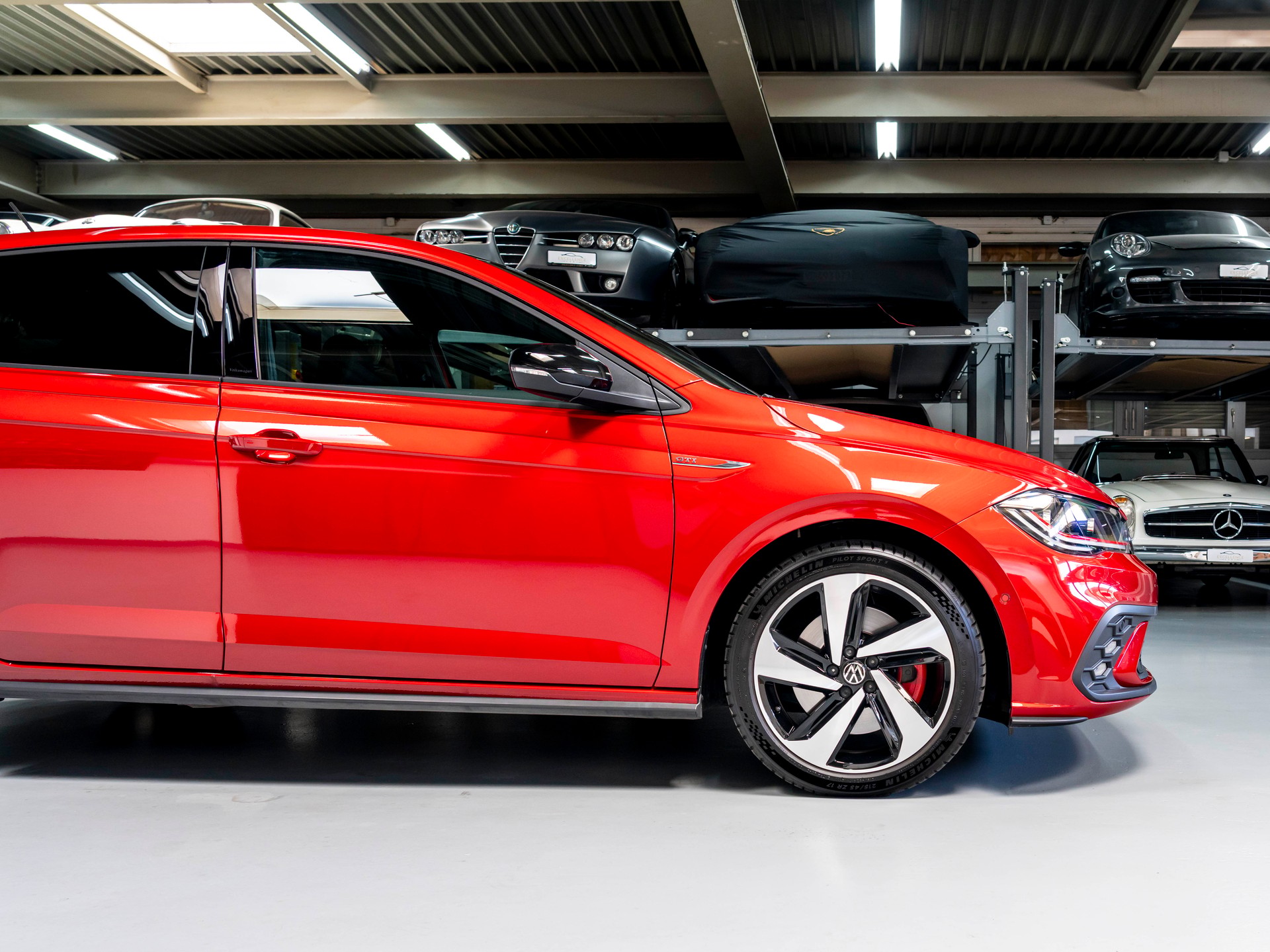 VW Polo 2.0 TSI GTI DSG-image-9