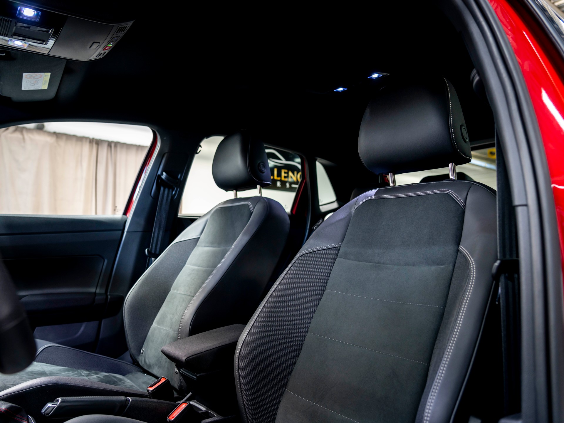 VW Polo 2.0 TSI GTI DSG-image-16