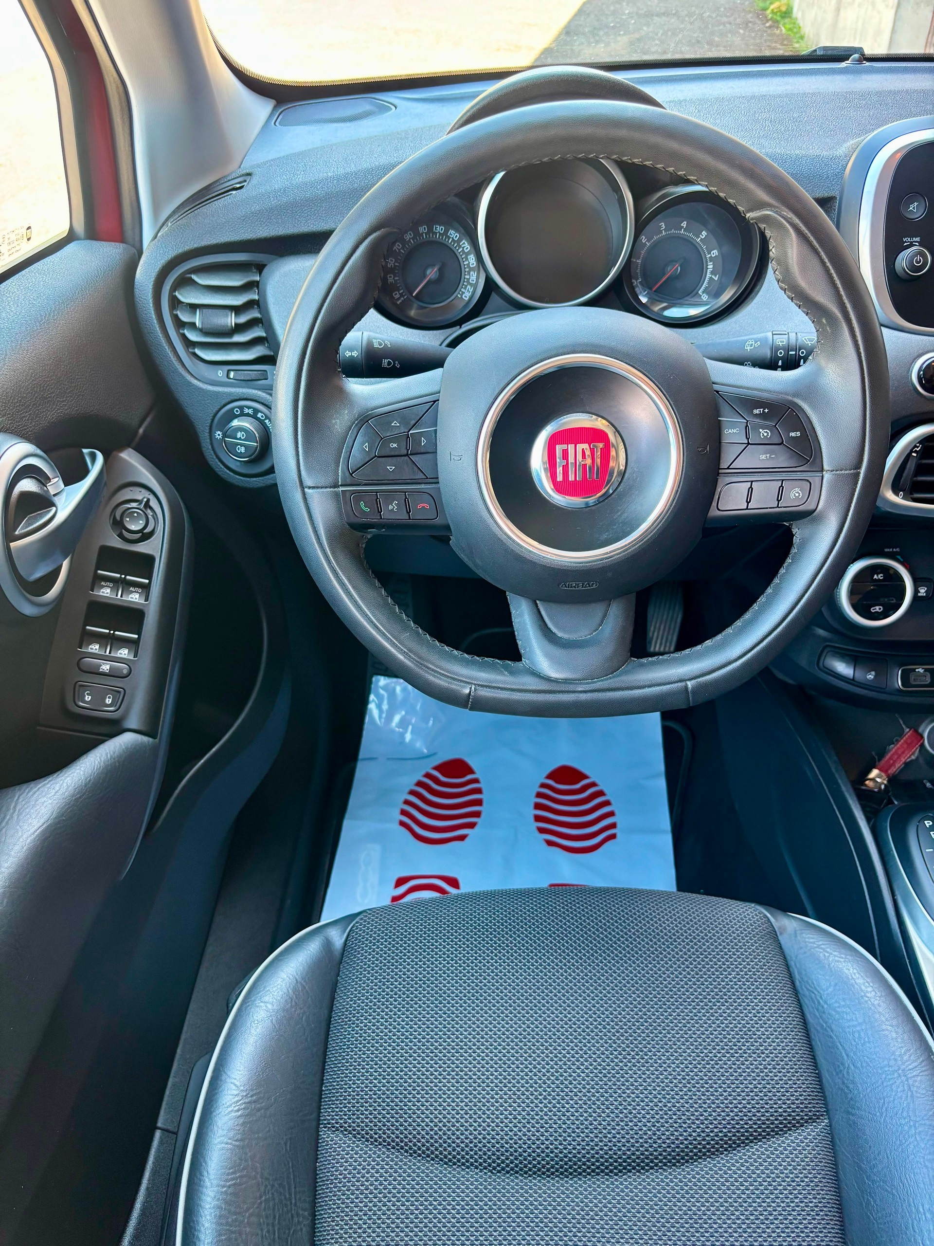 FIAT 500X 1.4T Cross 4x4 Automatic-image-10