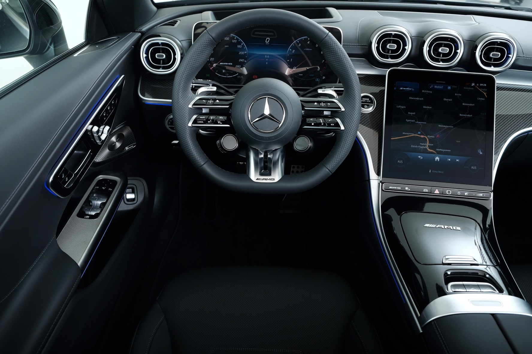 MERCEDES-BENZ CLE AMG 53 Cabrio 4Matic+ 9G-Tronic-image-9