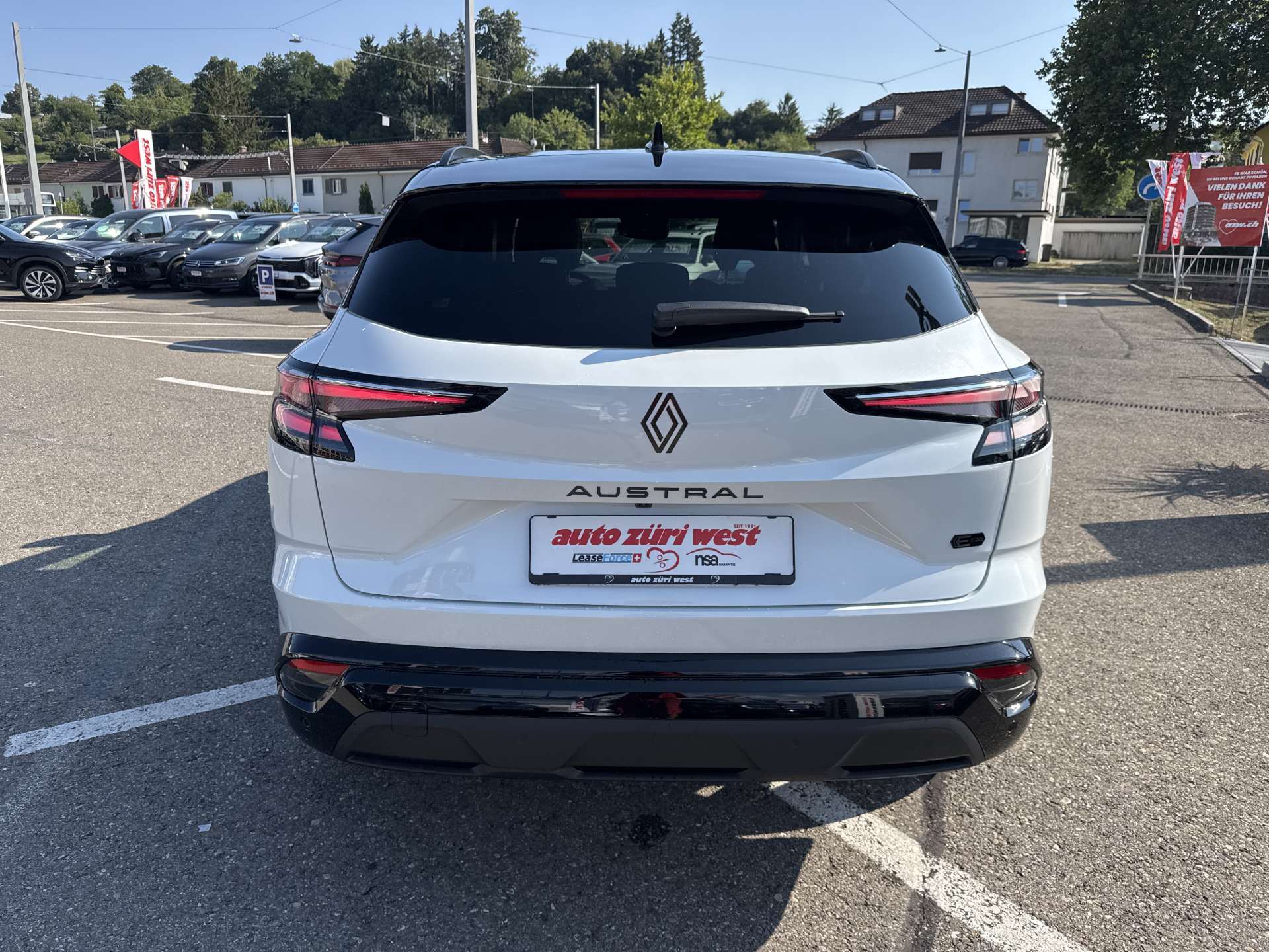 RENAULT Austral 1.2 HEV 200 Esprit Alpine Automat-image-14