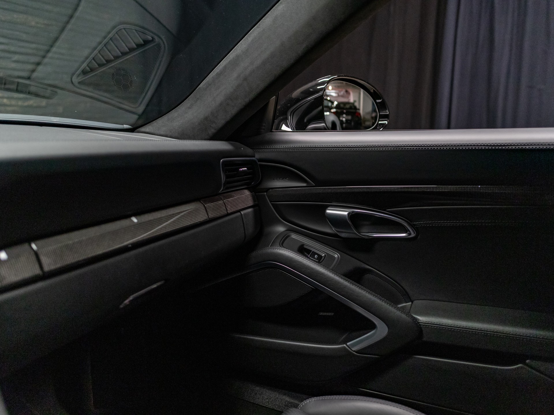PORSCHE 911 Turbo S PDK-image-16