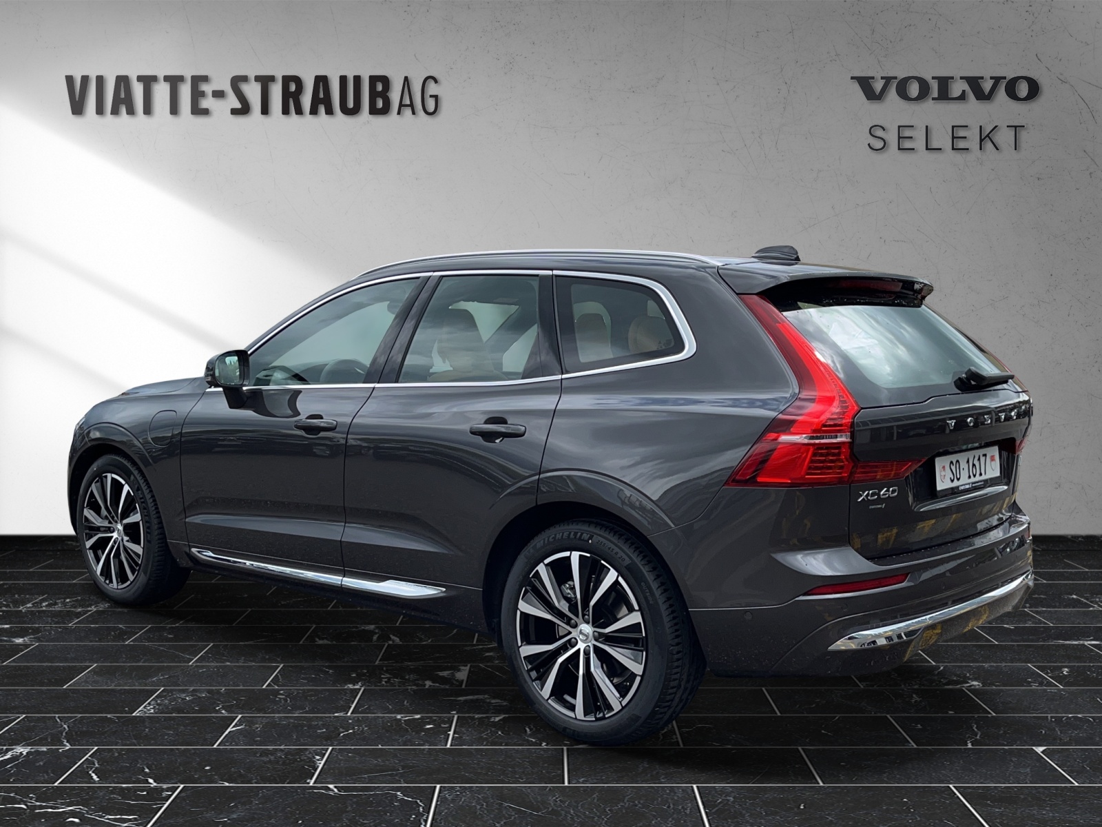 VOLVO XC60 2.0 T8 TE Ultimate Bright eAWD-image-3