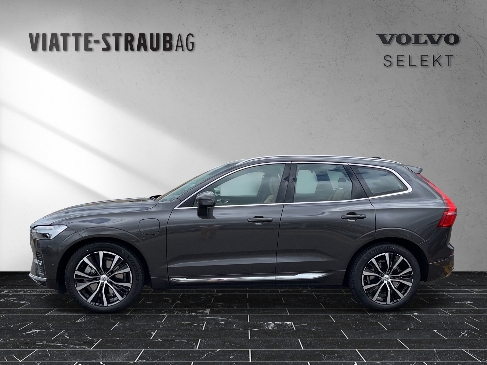 VOLVO XC60 2.0 T8 TE Ultimate Bright eAWD-image-2