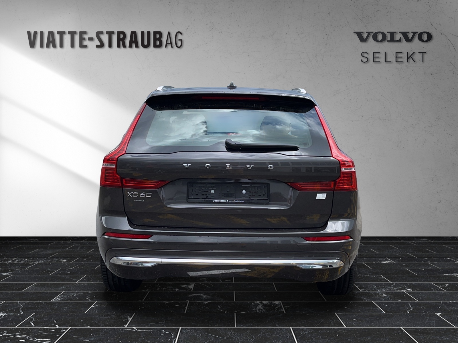 VOLVO XC60 2.0 T8 TE Ultimate Bright eAWD-image-4