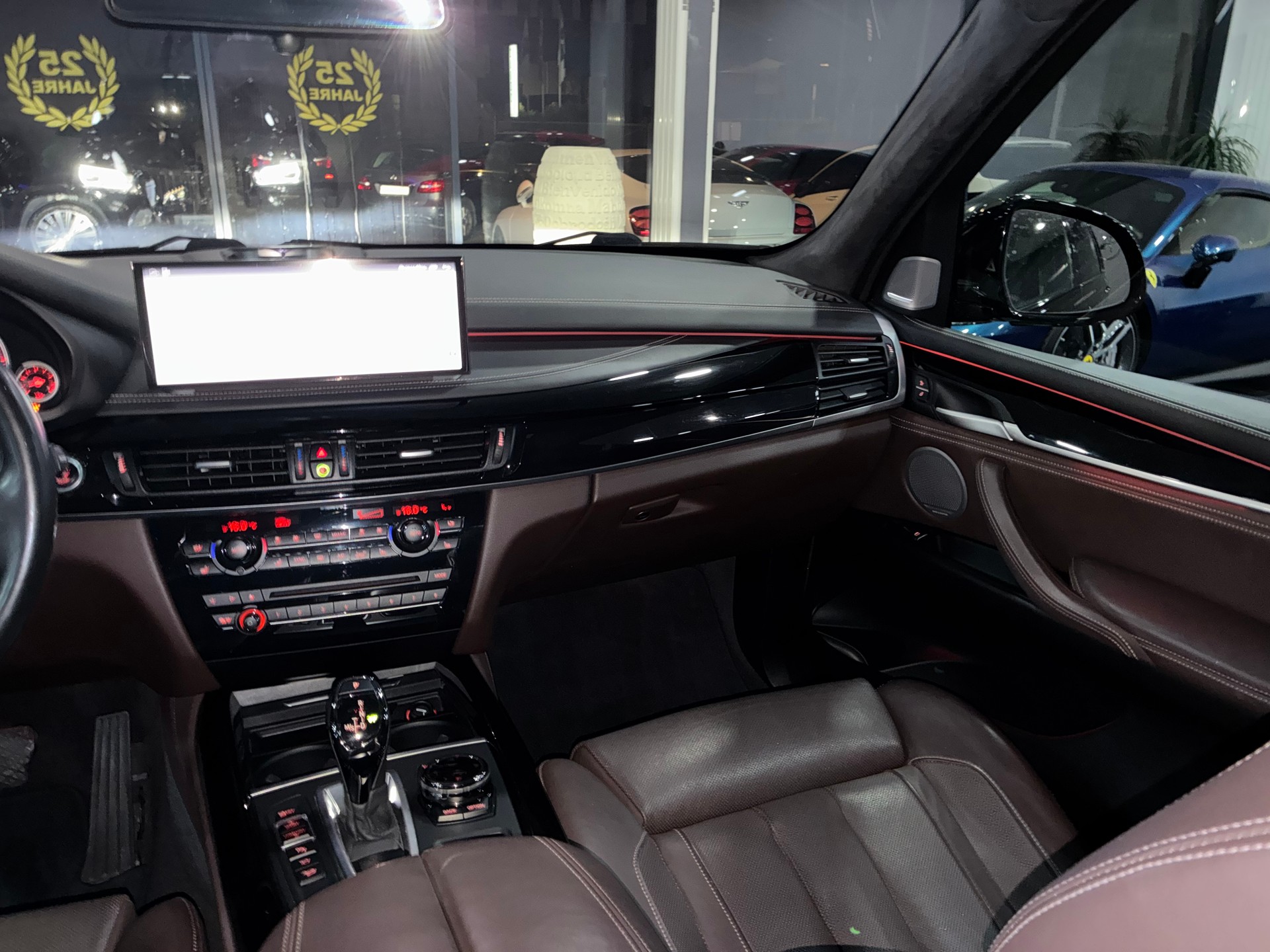 BMW X5 xDrive 40d Steptronic-image-9