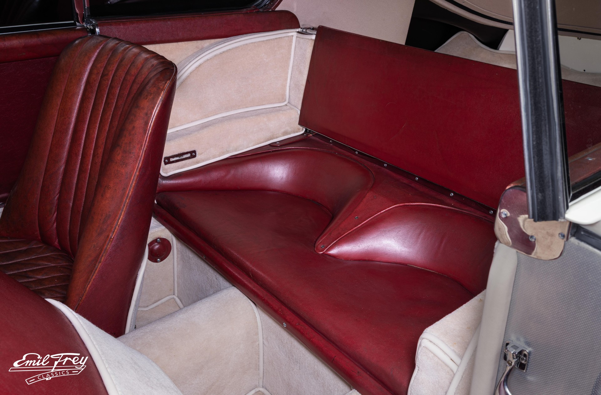 ASTON MARTIN MK III FHC-image-7