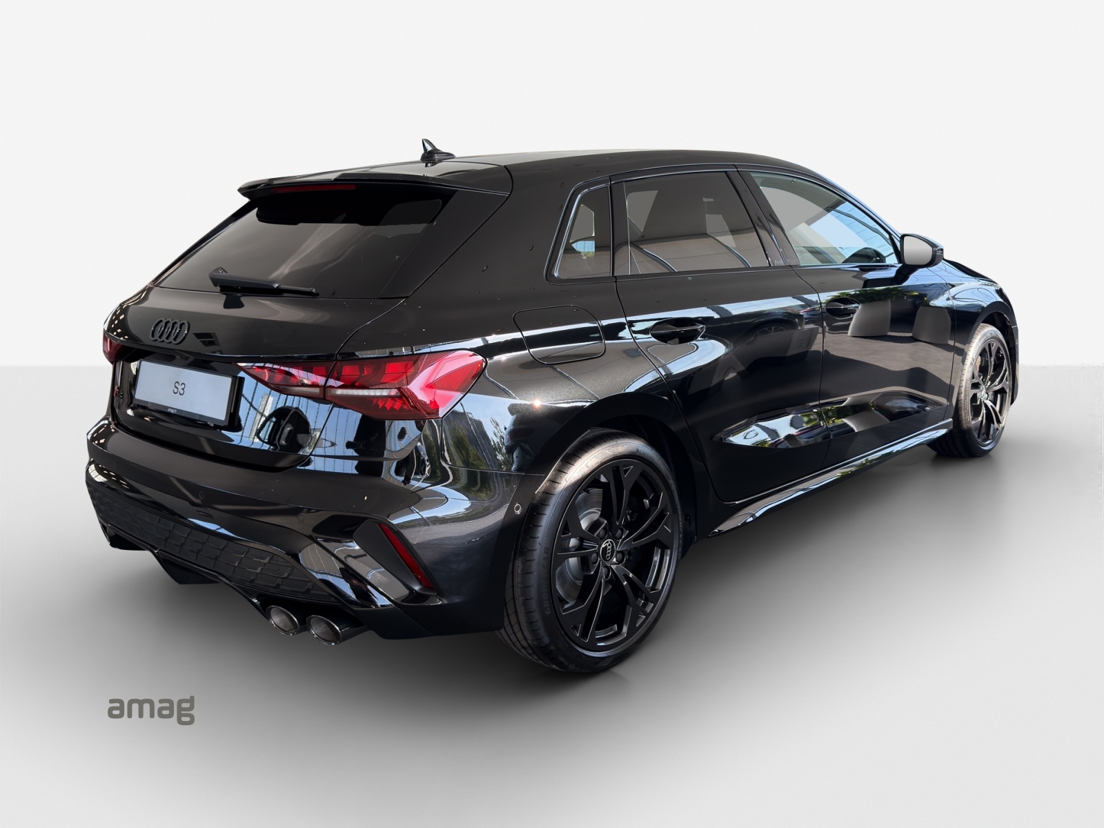 AUDI S3 Sportback TFSI quattro S-tronic-image-4