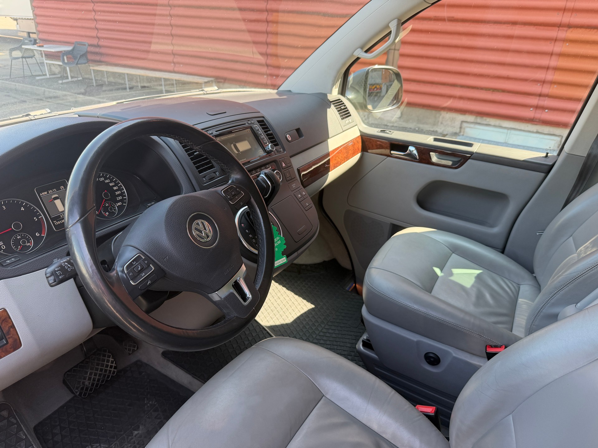 VW T5 Multivan 2.0 Bi-TDI CR CL Edition 25 4Mot. DSG-image-8