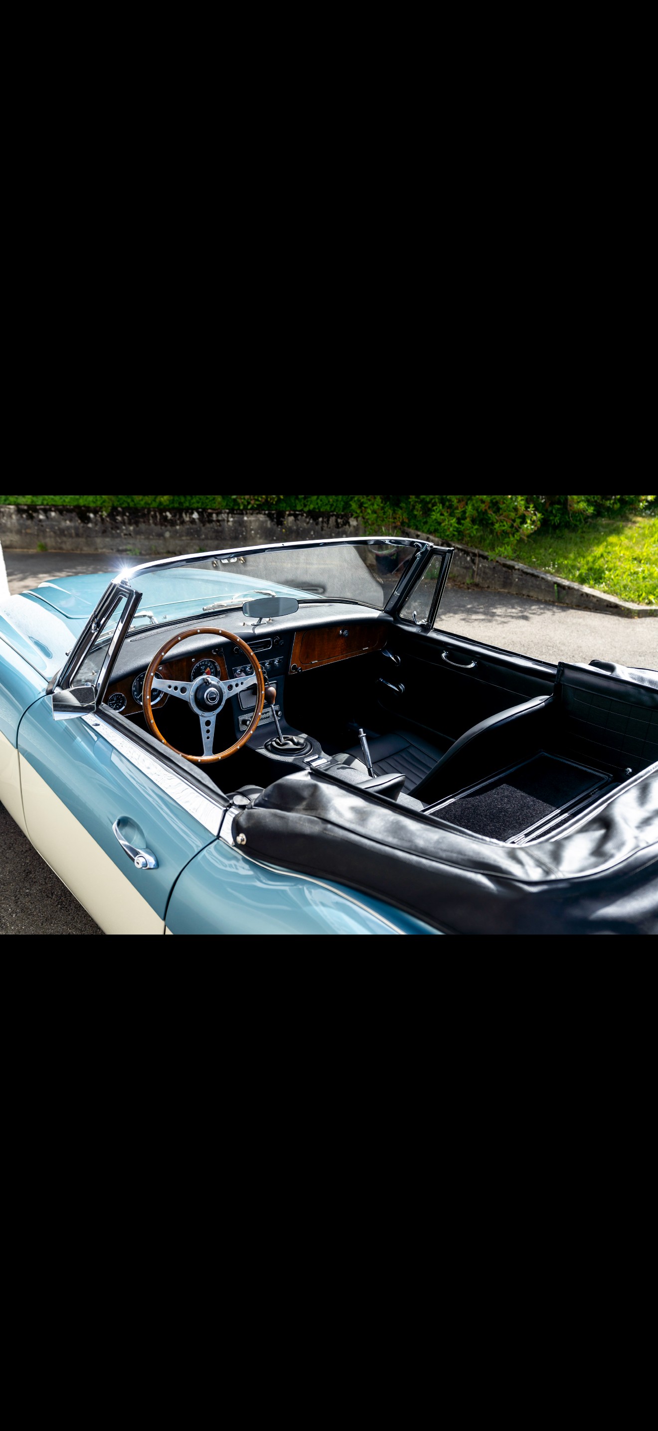 AUSTIN-HEALEY 3000 MK3 BJ8-image-2