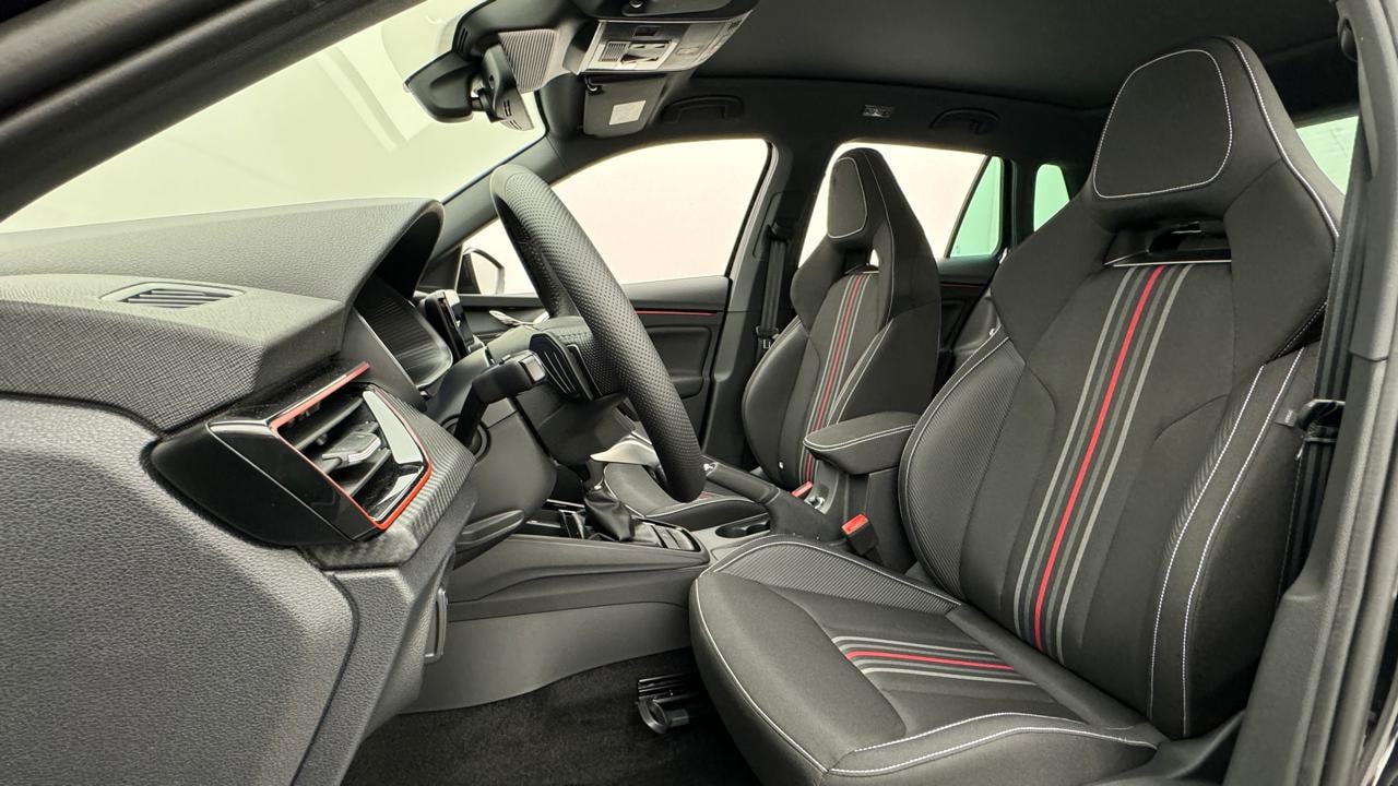 SKODA Kamiq 1.5 TSI Monte Carlo DSG-image-4