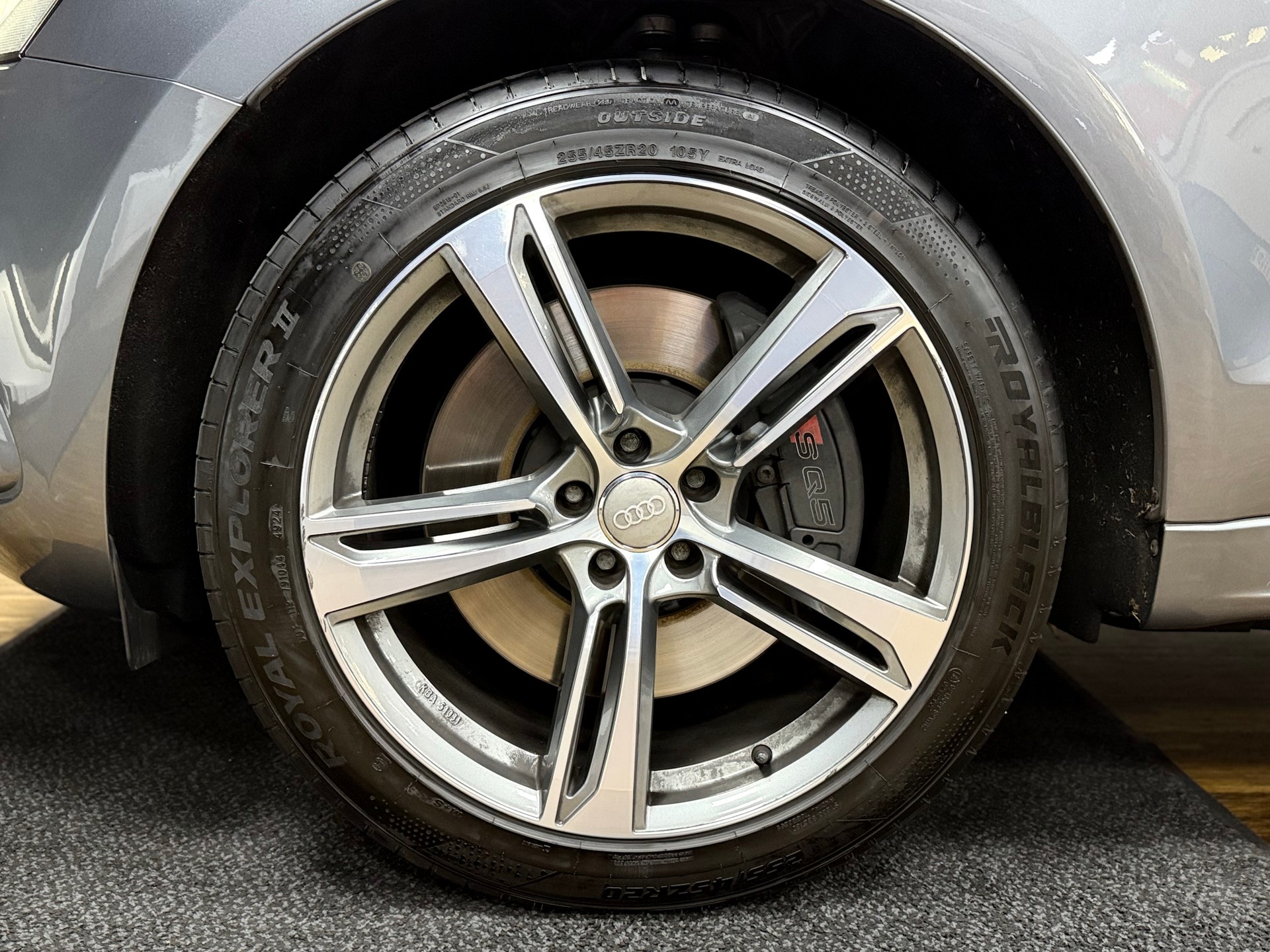 AUDI SQ5 3.0 TDI quattro tiptronic-image-25