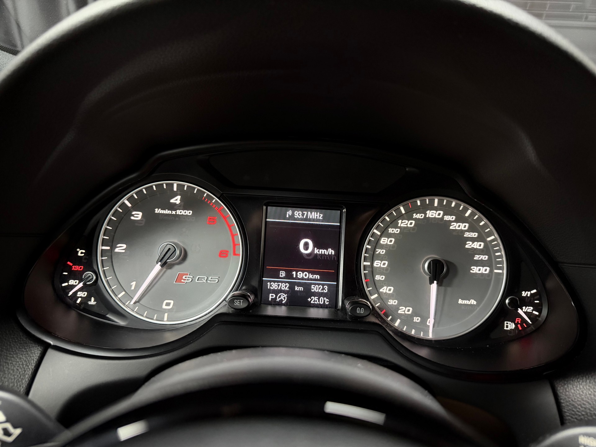AUDI SQ5 3.0 TDI quattro tiptronic-image-12