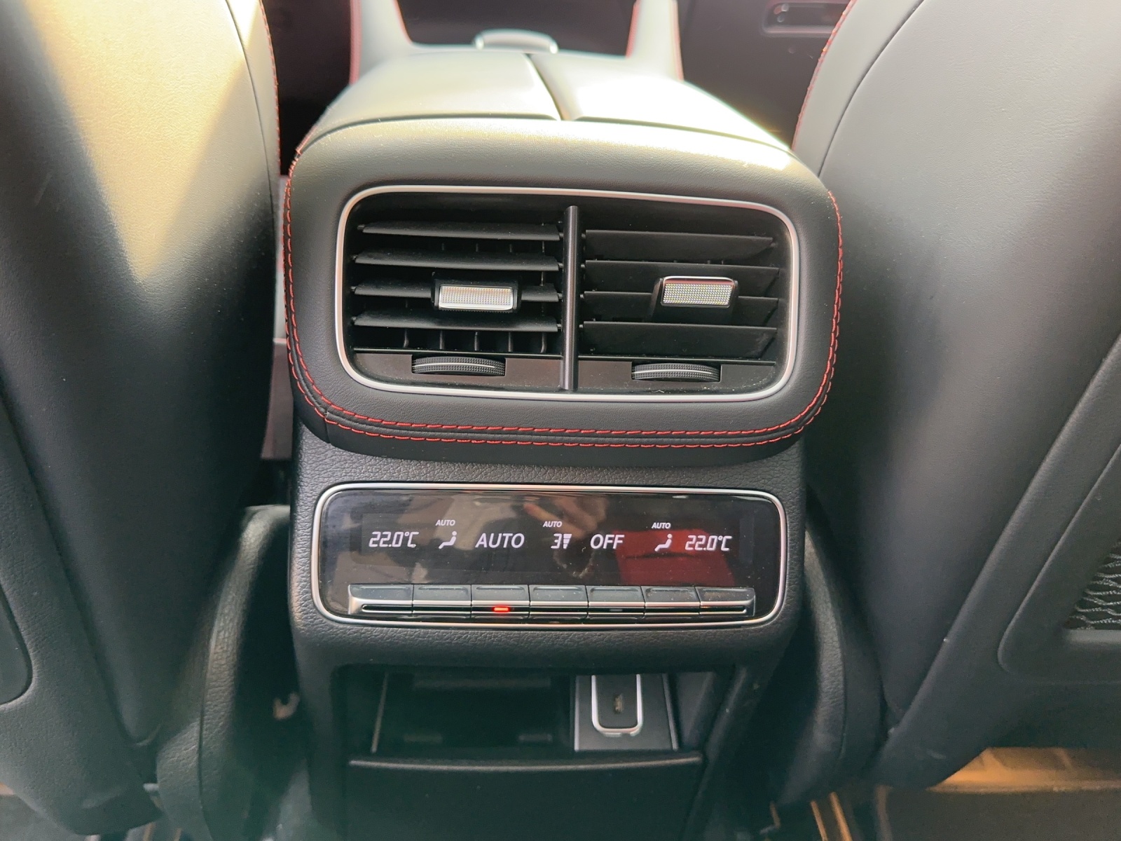 MERCEDES-BENZ GLE 63 S AMG 4Matic+ 9G-Speedshift-image-8