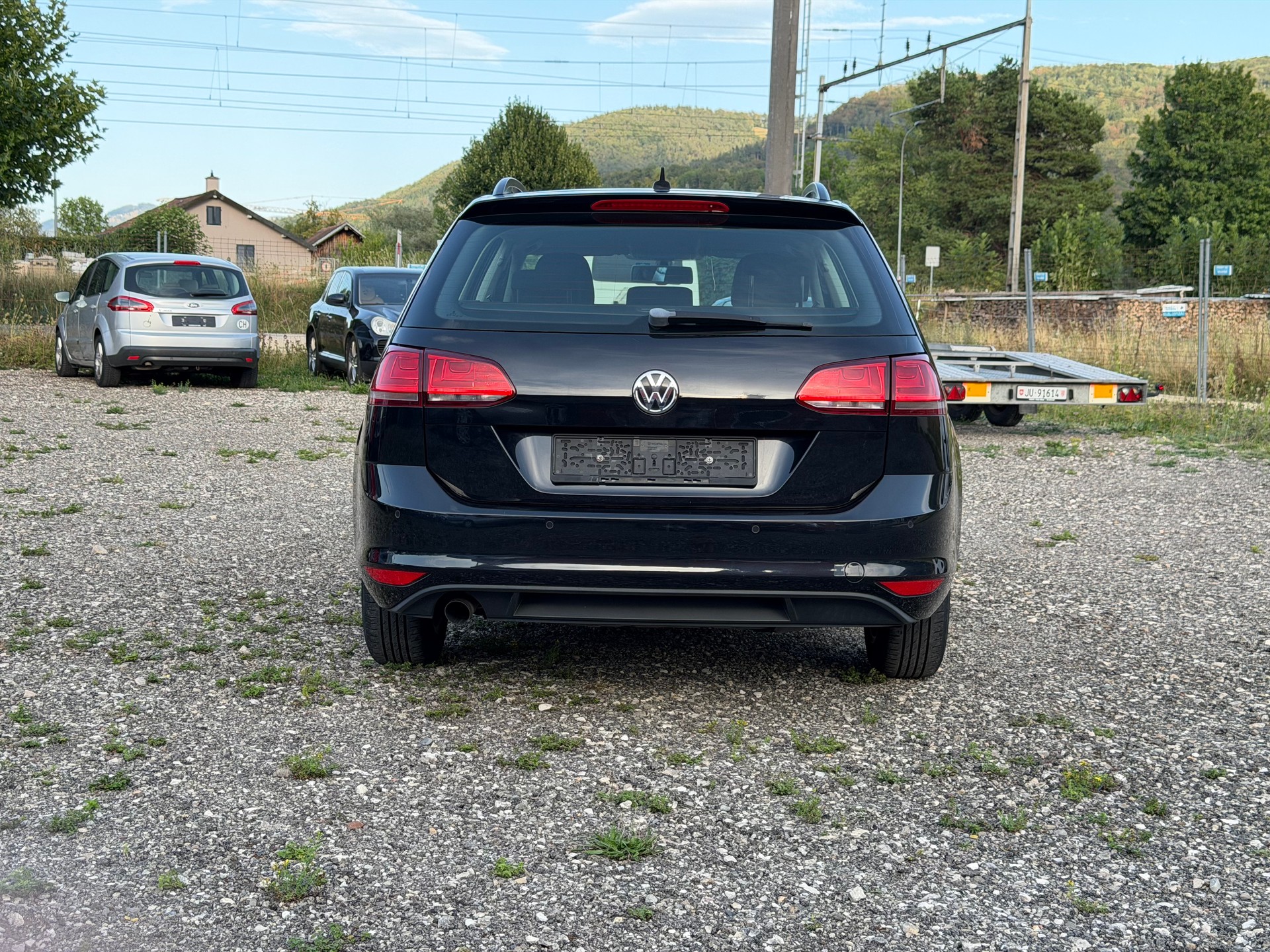 VW Golf Variant 1.6 TDI Cup DSG-image-5