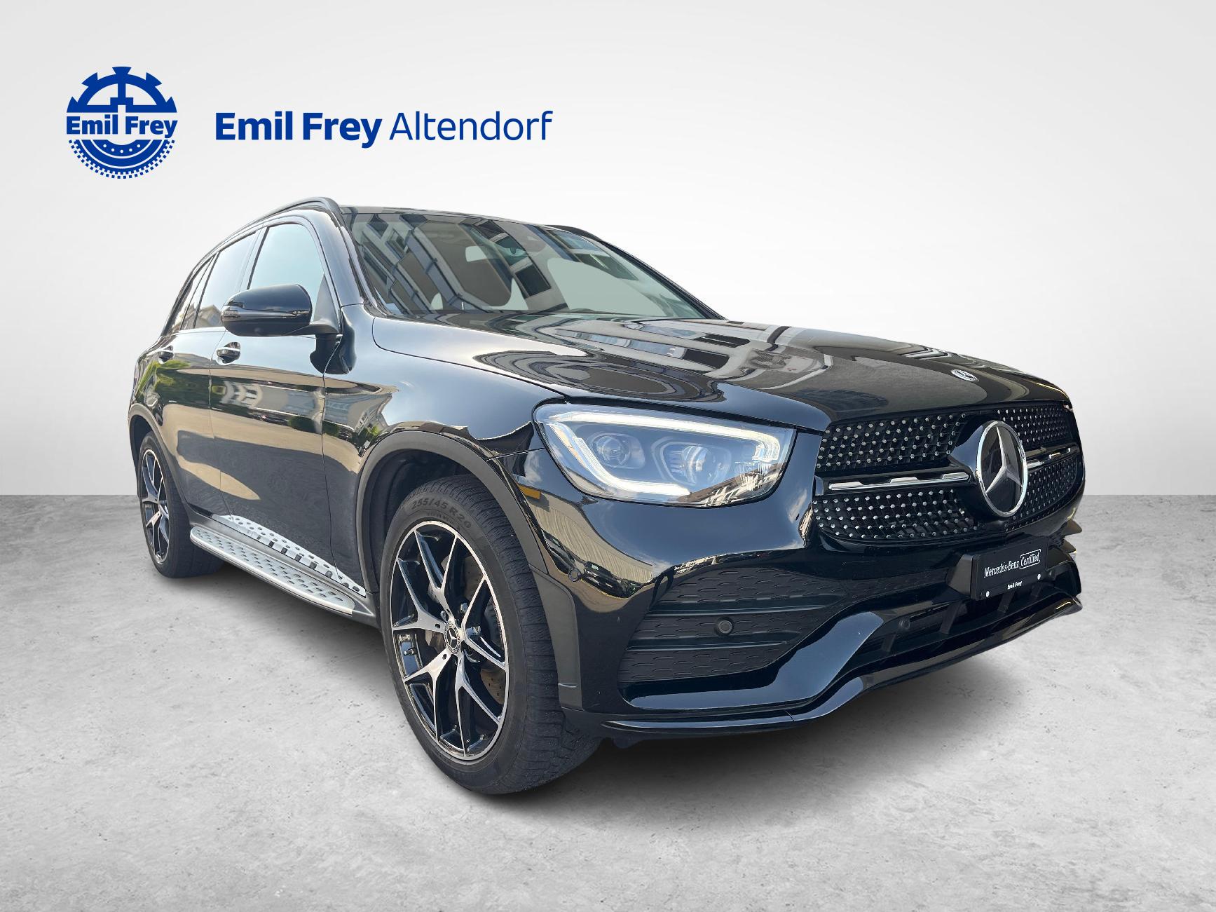 MERCEDES-BENZ GLC 300 AMG Line 4m-image-6