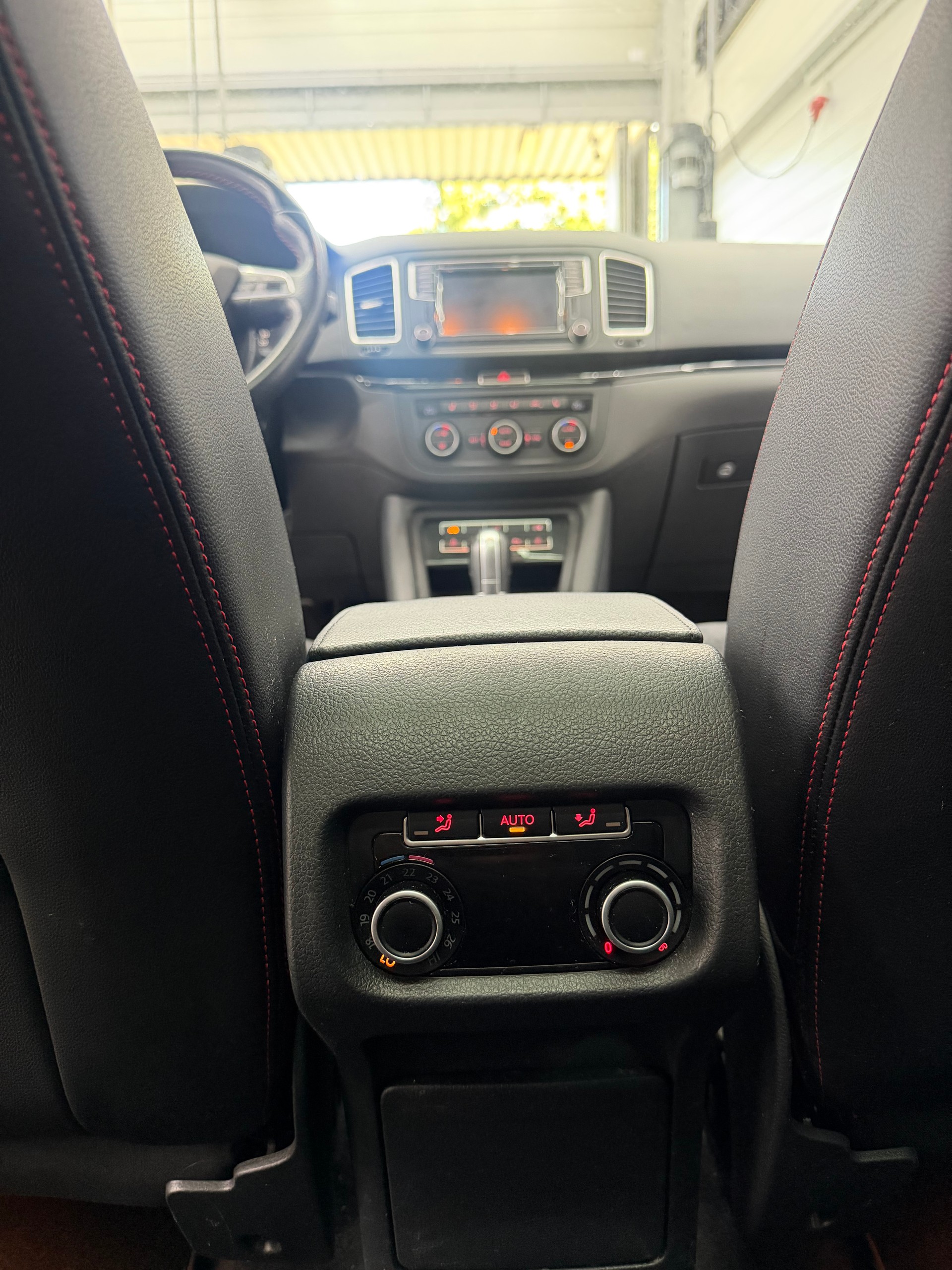 SEAT Alhambra 1.4 TSI FR Line DSG-image-9