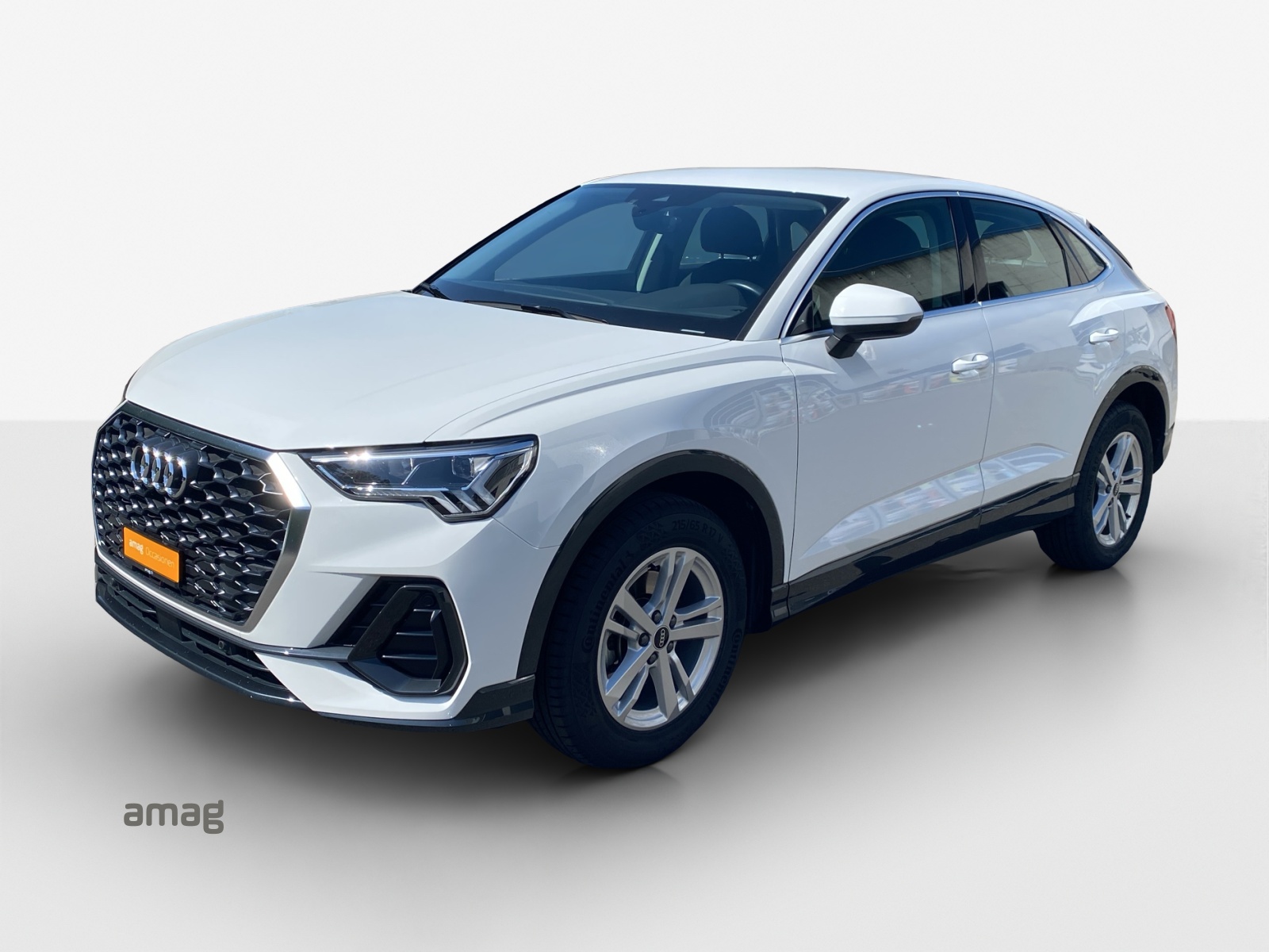 AUDI Q3 Sportback 35 TFSI Attraction S-tronic-image-0