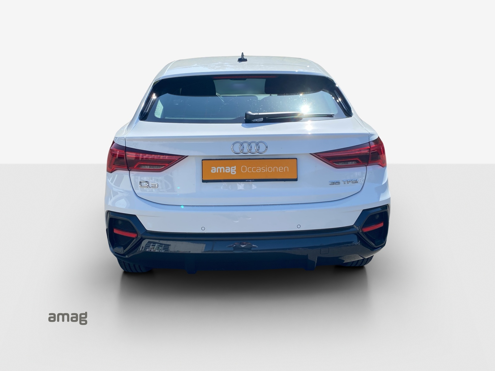 AUDI Q3 Sportback 35 TFSI Attraction S-tronic-image-3
